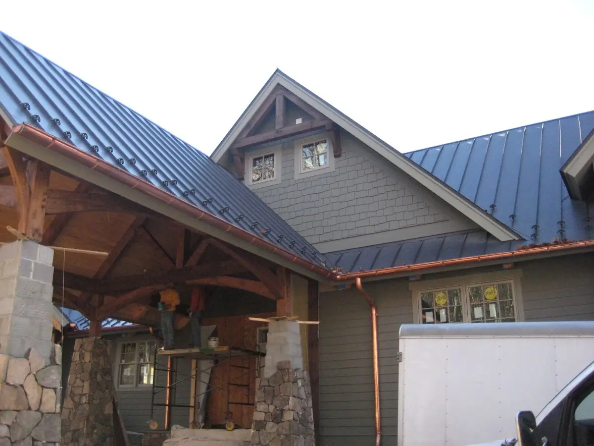 Craftsman Roofing team delivering quality roofing work in Williamson